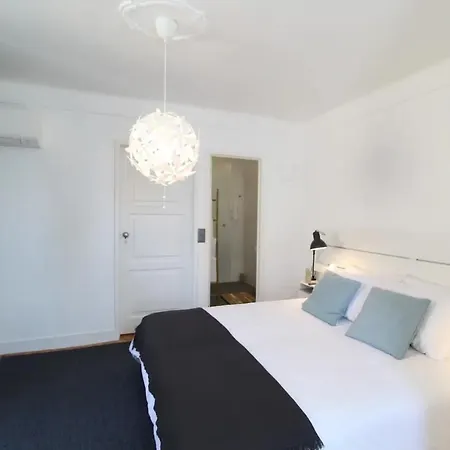 Holiday home Bright 1 Bd W Lovely Balcony In *