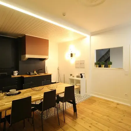 Holiday home Bright 1 Bd W Lovely Balcony In